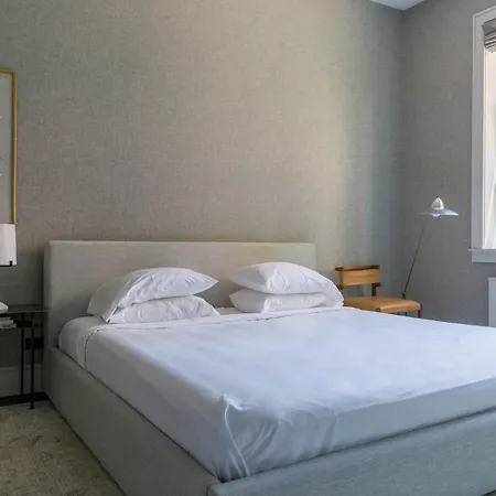 Midtown Gardens By Onefinestay Apartment