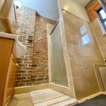 Apartment Charming Classic 3br Heart Of Nyc *
