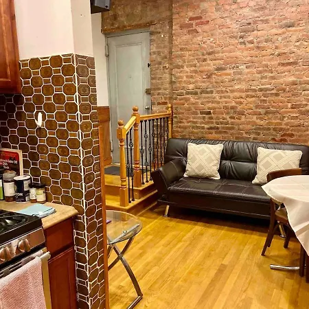 Charming Classic 3br Heart Of Nyc Apartment New York