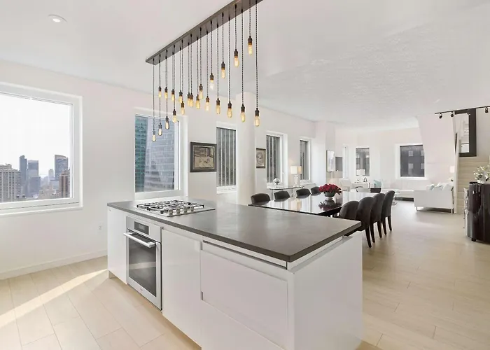 Midtown 5 Bedroom Luxury Penthouse, 2,500 Sq Ft, Sleeps 10, Manhattan, Vip Services