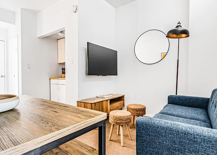 2-Bedroom Apartment Near Nyc Icons!