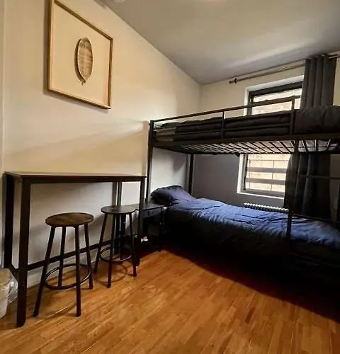 Chelsea Studio 5 - Shared Bathroom
