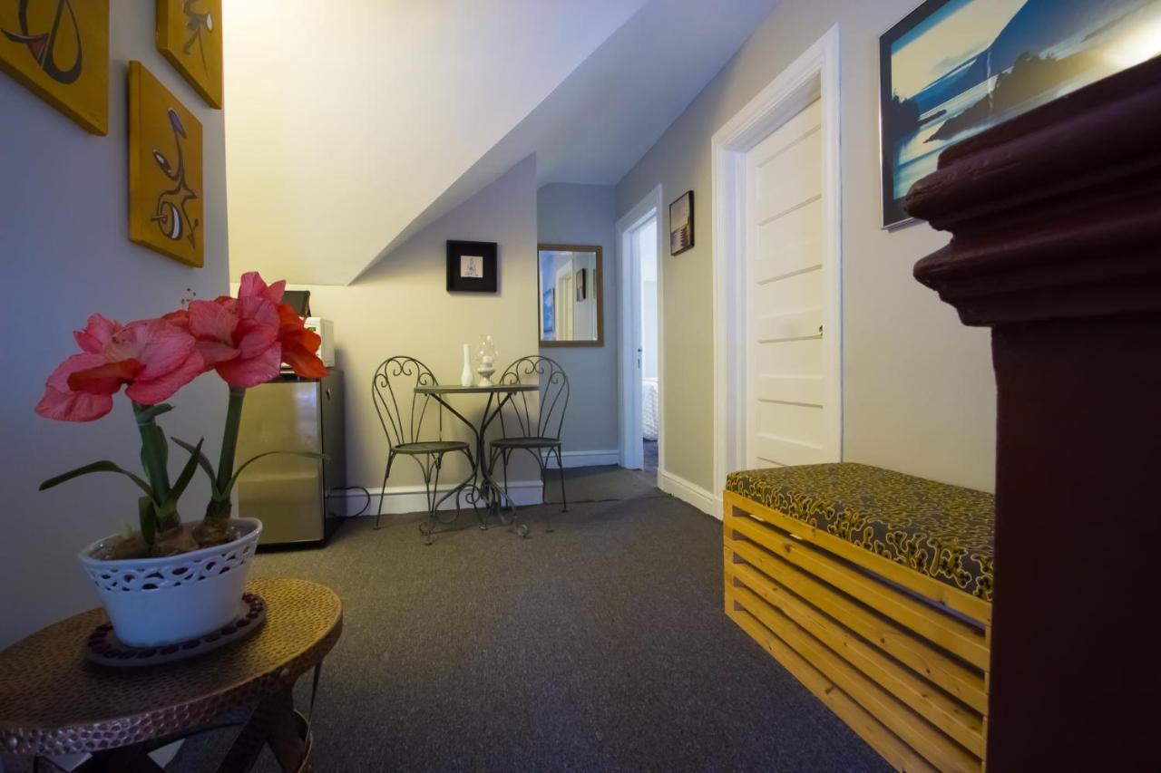 Frühstückspension A And Fayebed And Breakfast, Inc, New York