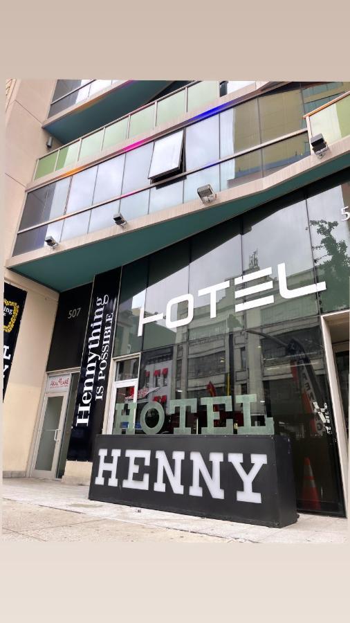 Hotel Henny