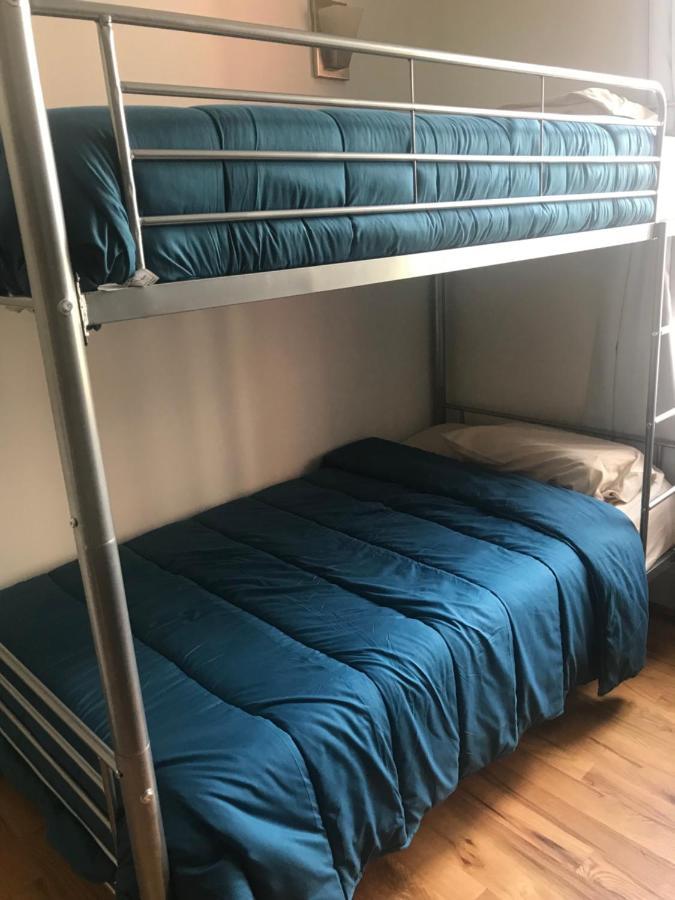 Budget Stay in Williamsburg Hostel