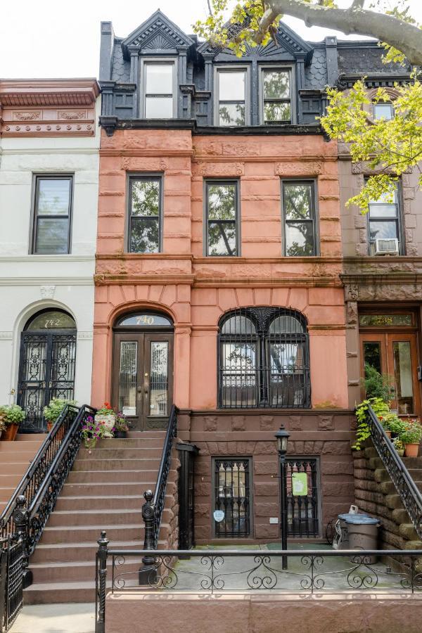 1899 Historic Luxury Brooklyn Brownstone Apartment