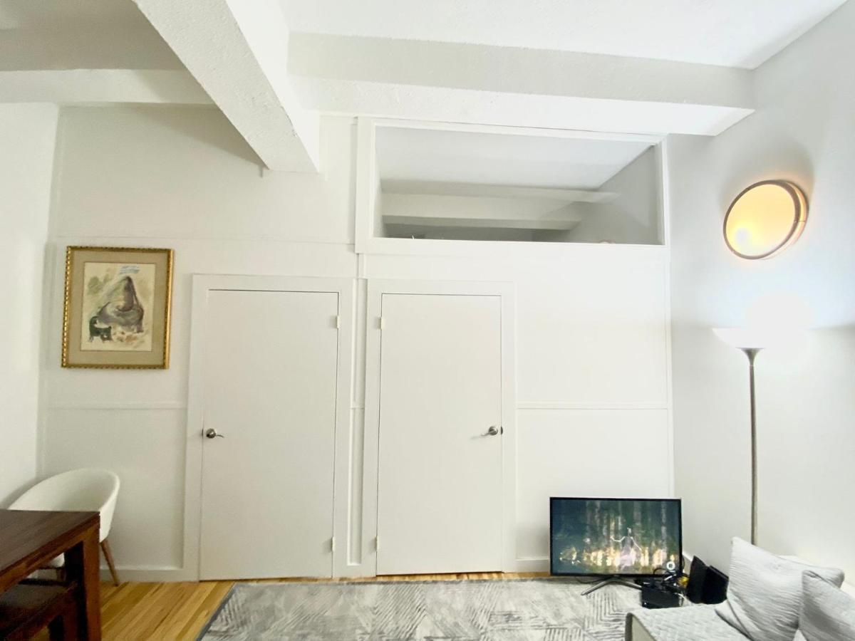 Luxury Apartments Next To Times Square New York