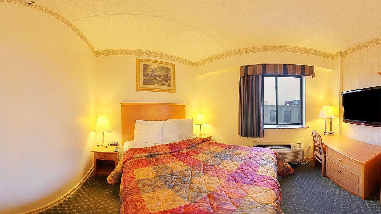 Brooklyn Motor Hotel