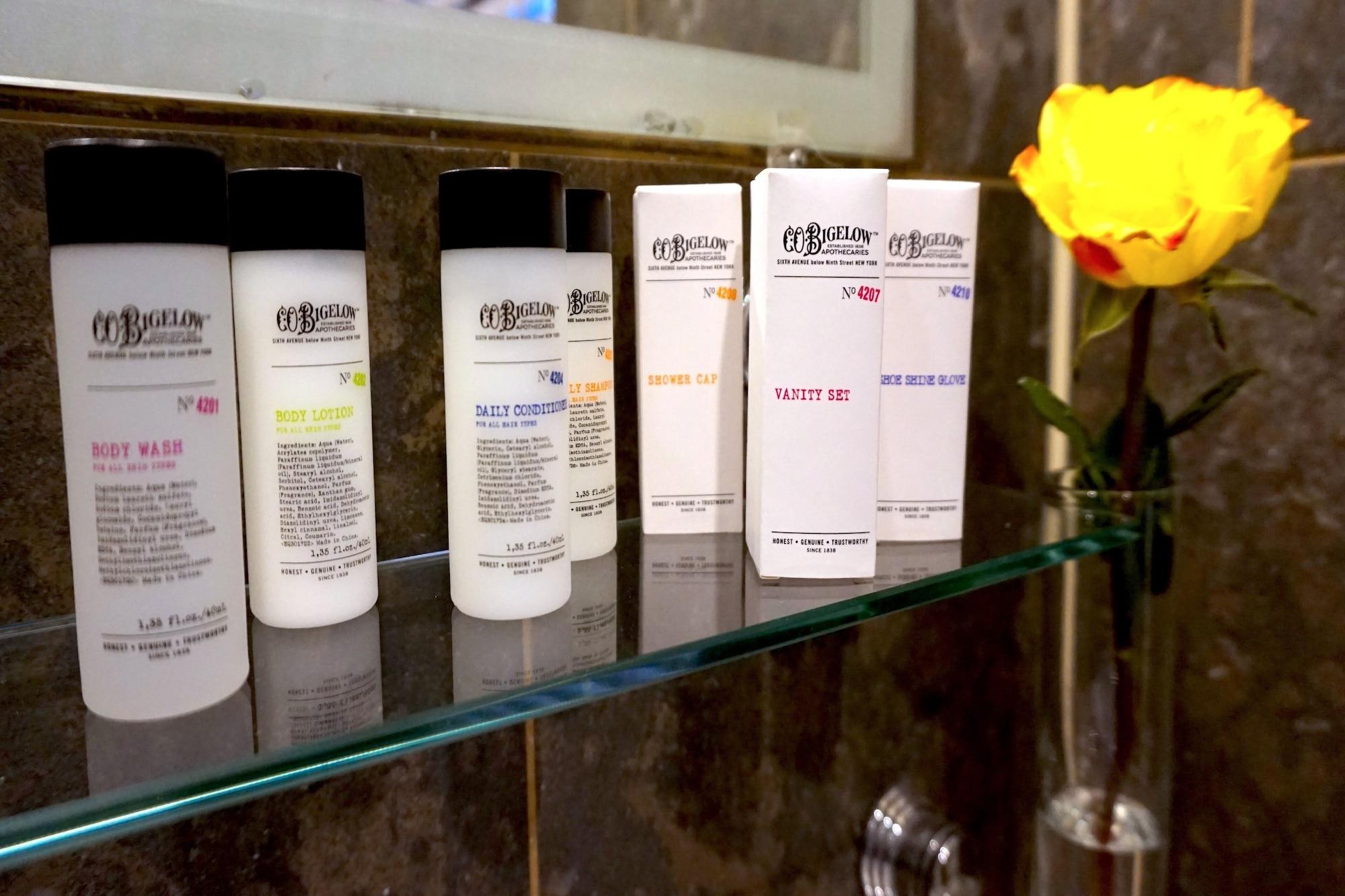 Washington Jefferson At Times Square Hotel New York