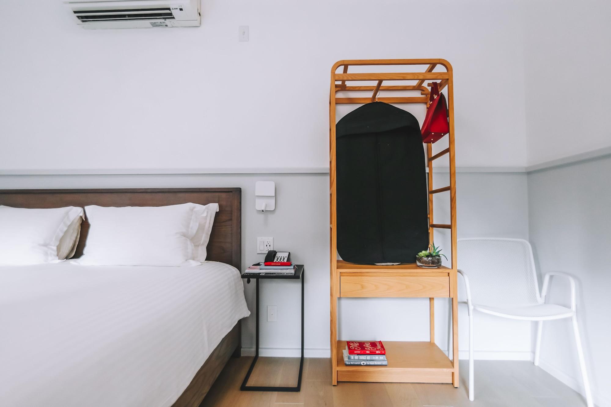 Washington Jefferson At Times Square