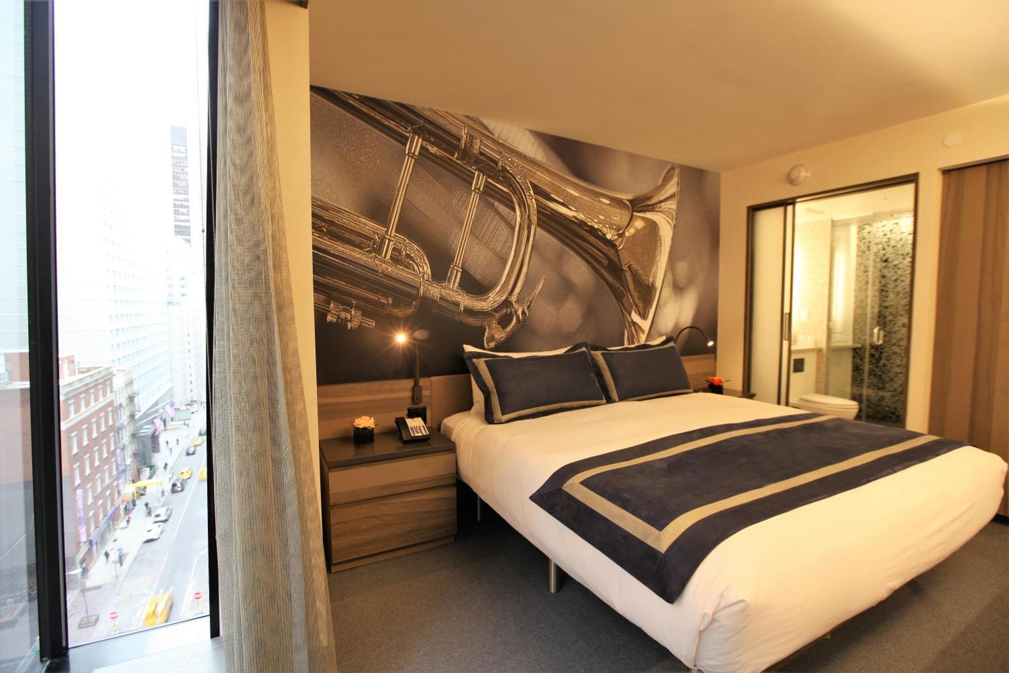 Carnegie Hotel 4*