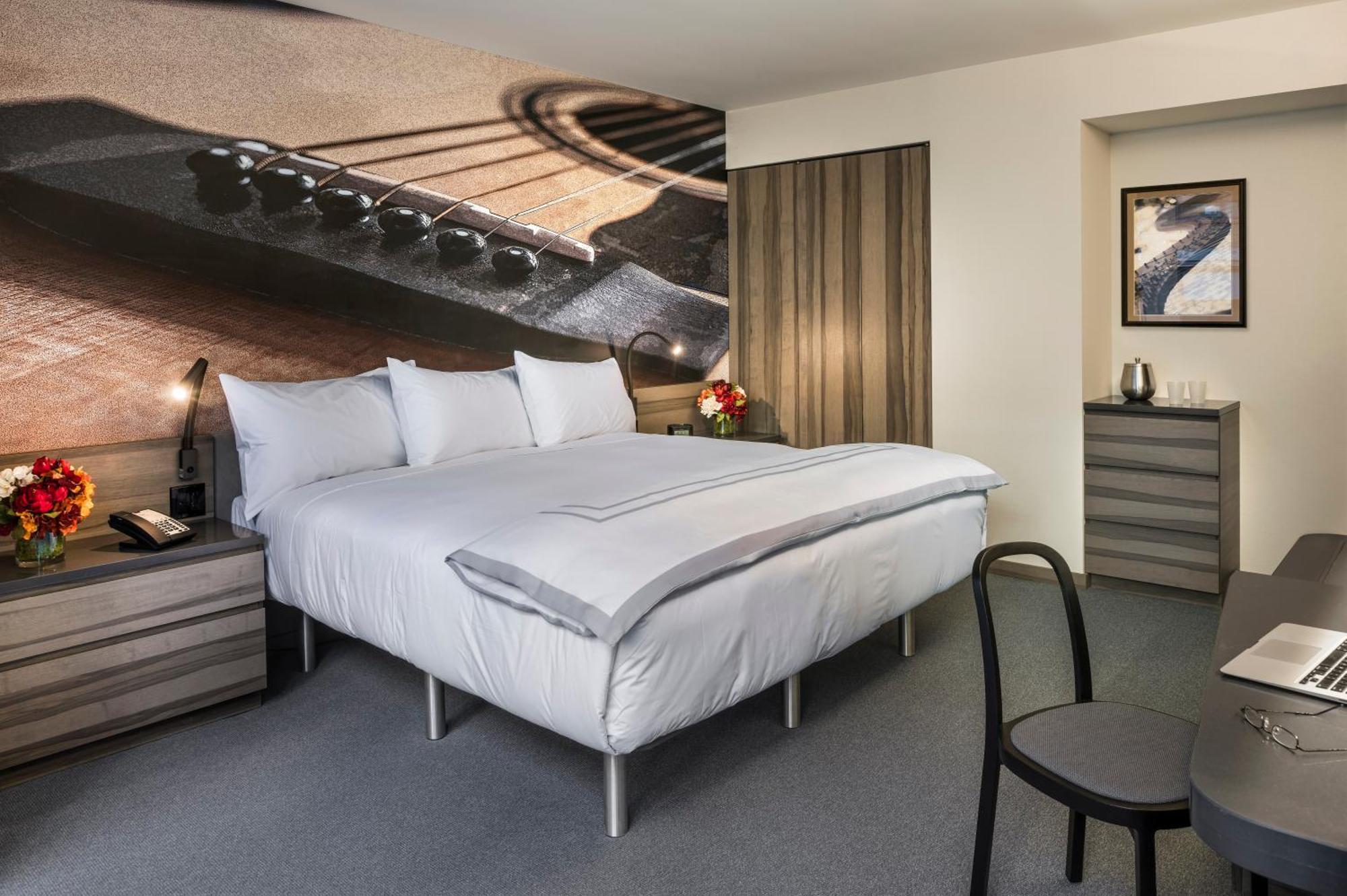 Carnegie Hotel 4*