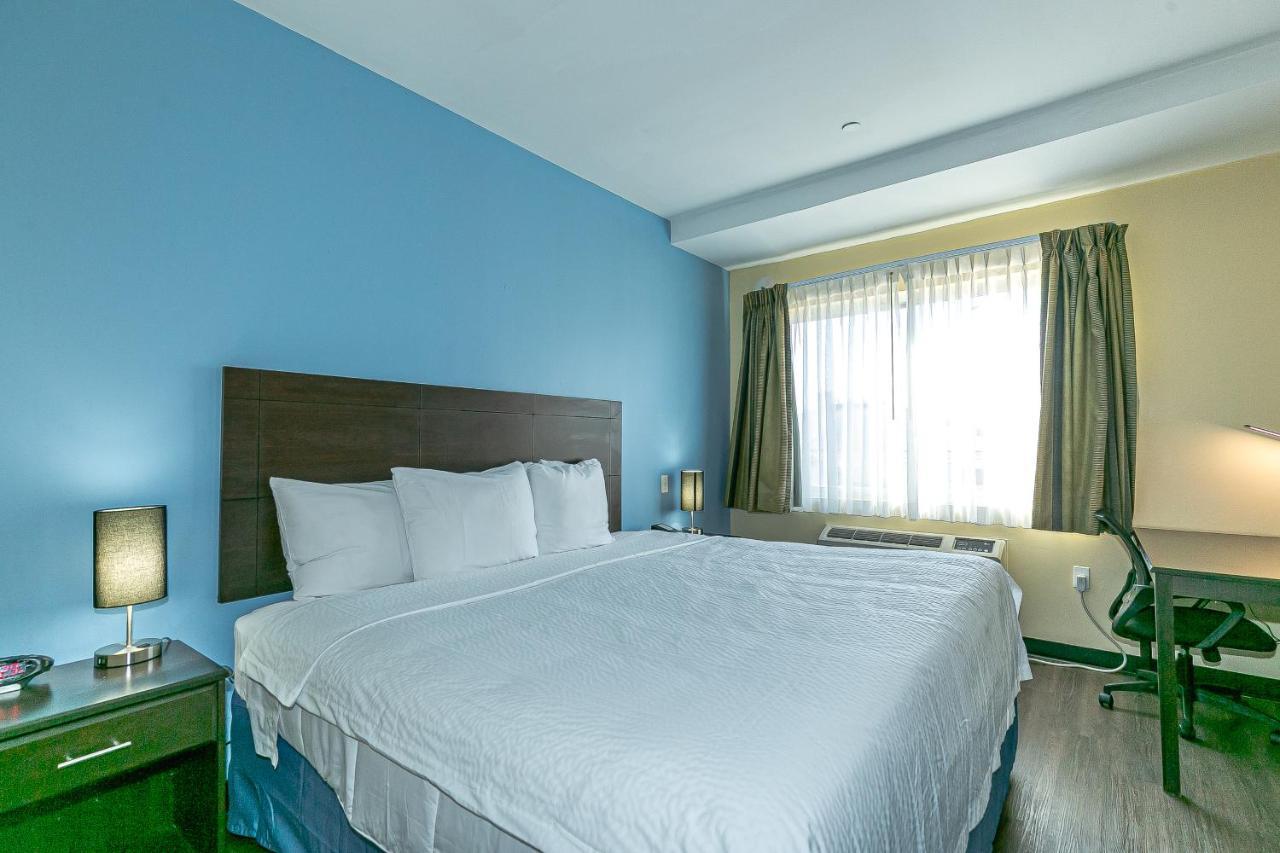 Ozone Inn & Suites Hotel New York