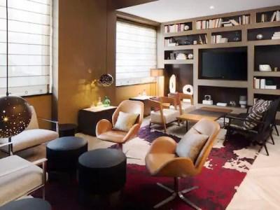 Hotel Hilton Brooklyn - Newly Renovated 4*