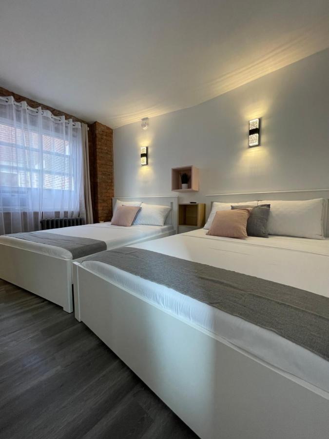 And The City, Empire State Building Apartment New York