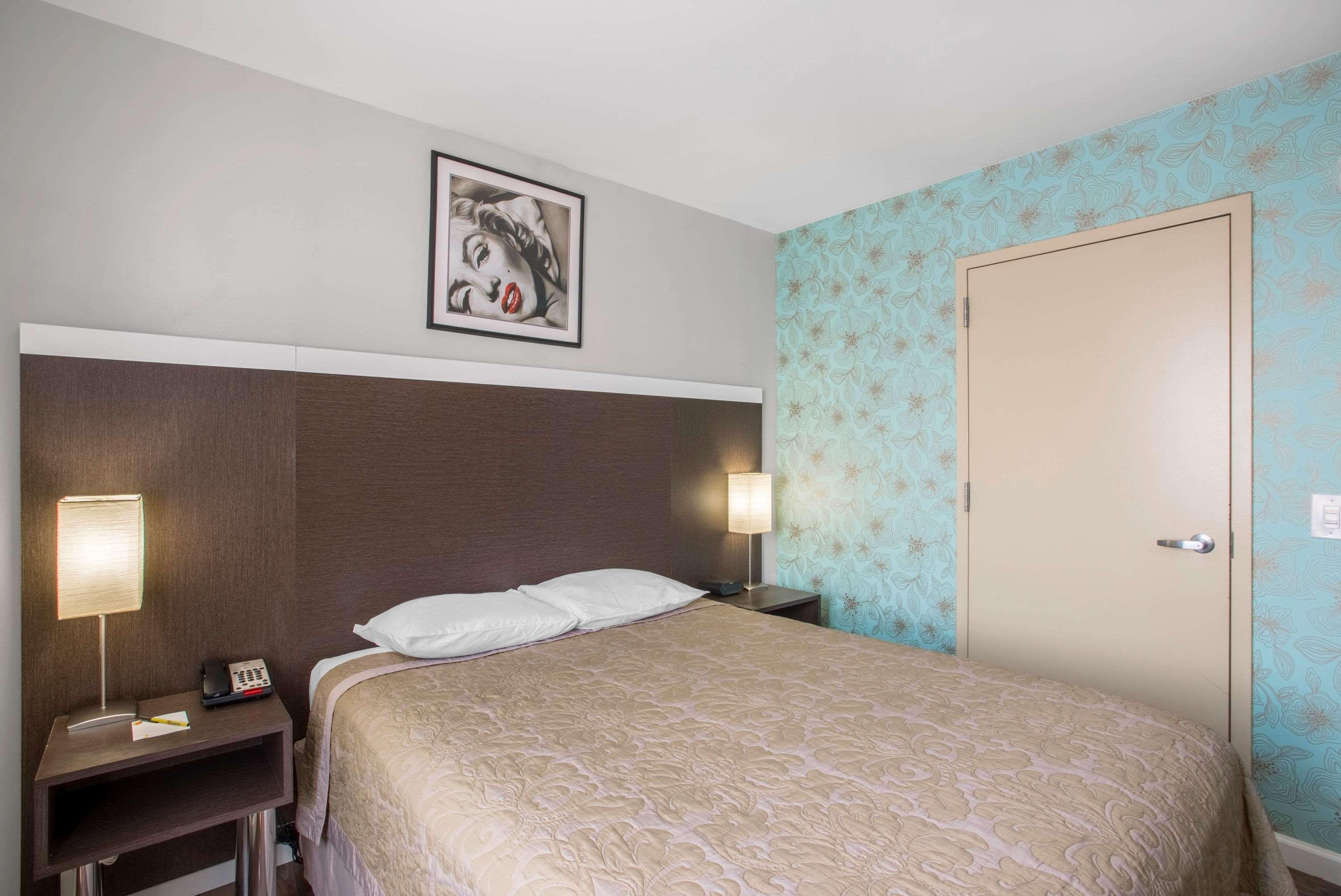 Super 8 By Wyndham Brooklyn / Park Slope 3*