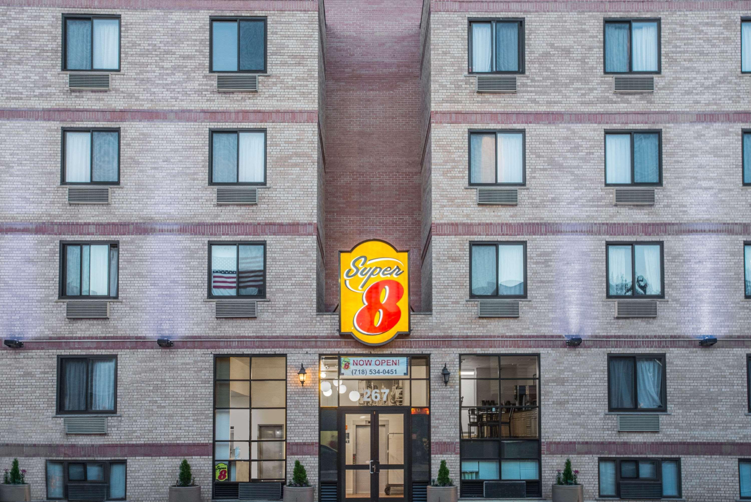 Super 8 By Wyndham Brooklyn / Park Slope Hotel New York