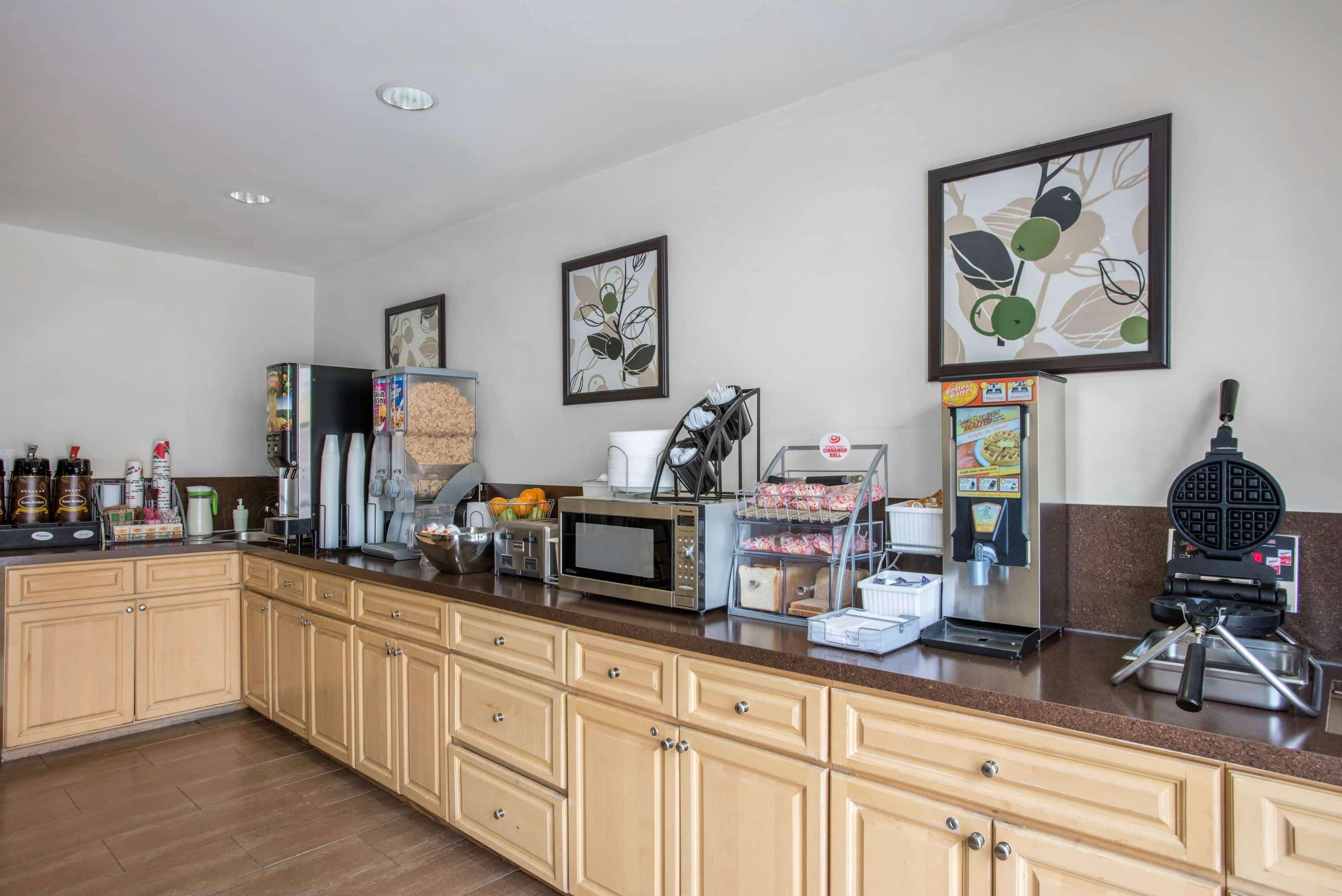 Hotel Super 8 By Wyndham Brooklyn / Park Slope 3*