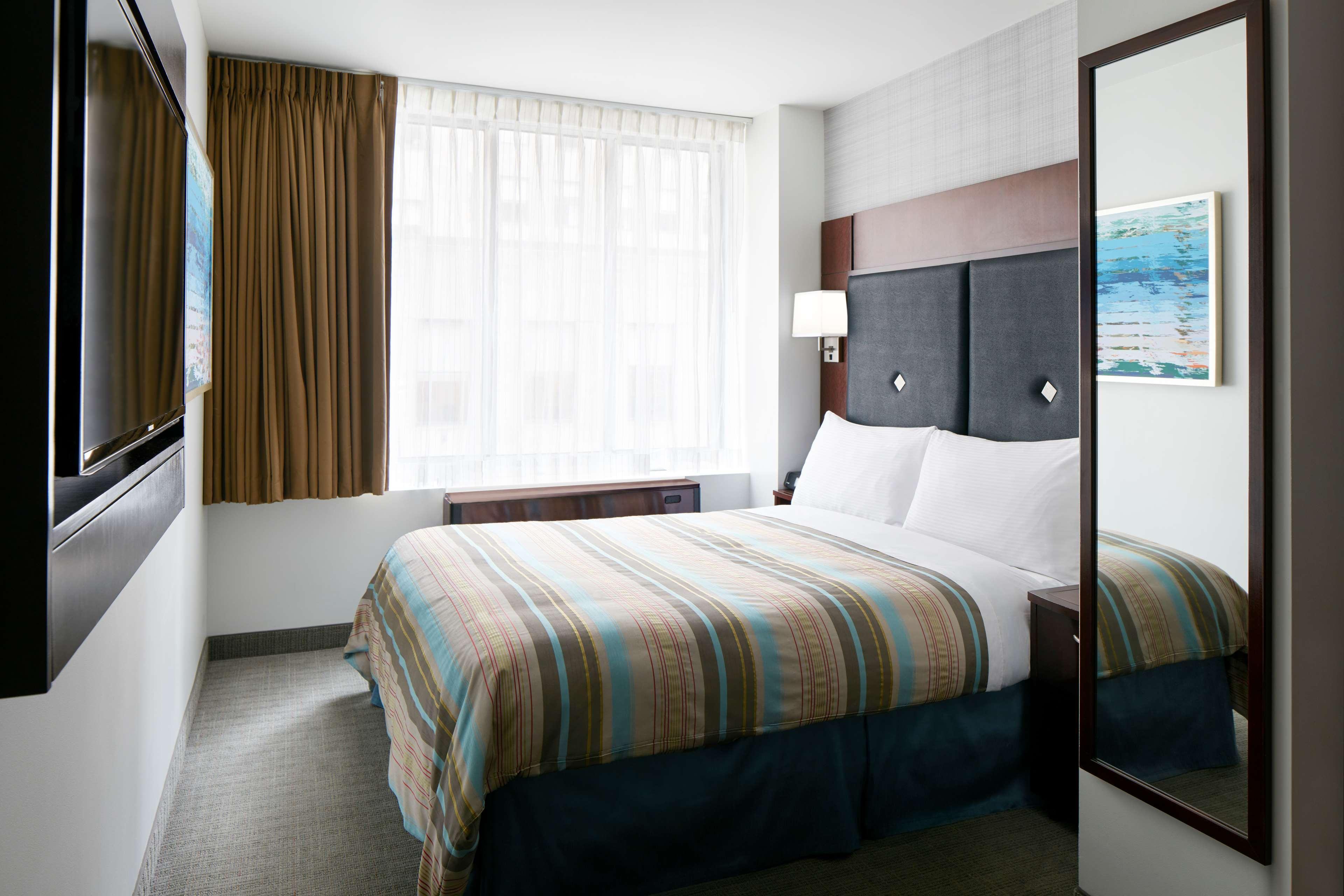 Doubletree By Hilton Midtown Fifth Ave