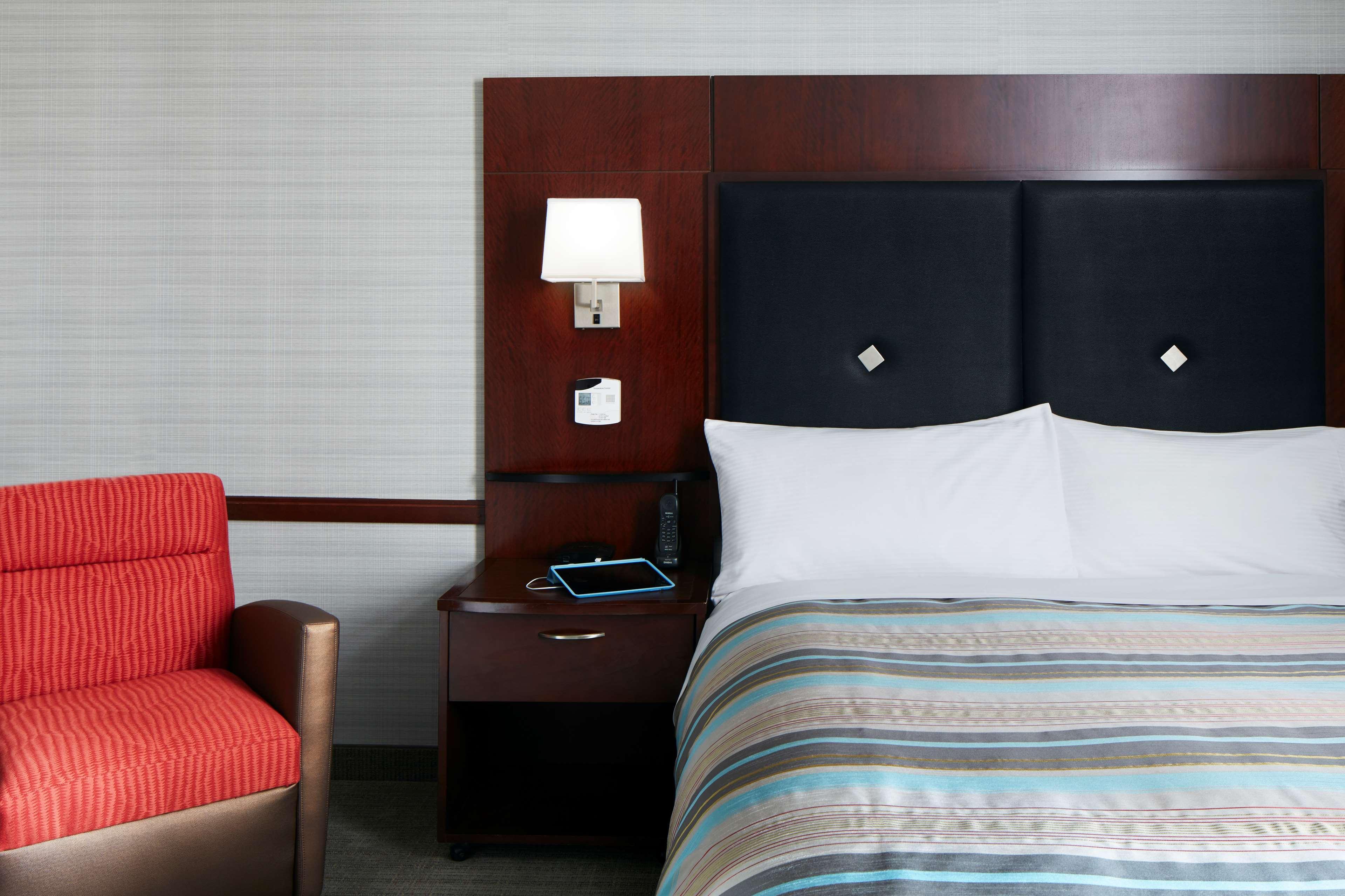 Doubletree By Hilton Midtown Fifth Ave Hotel 4*