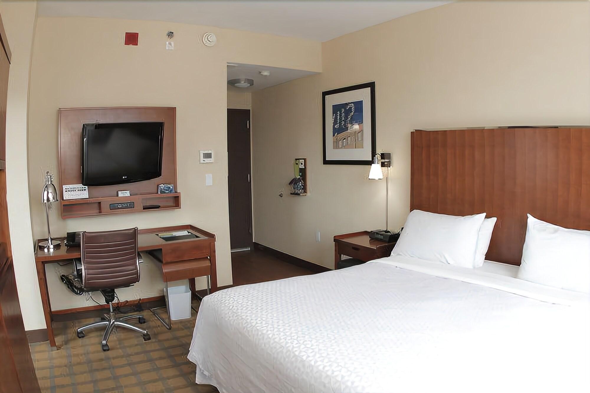 Vista Lic Hotel, Premier Collection By Western New York