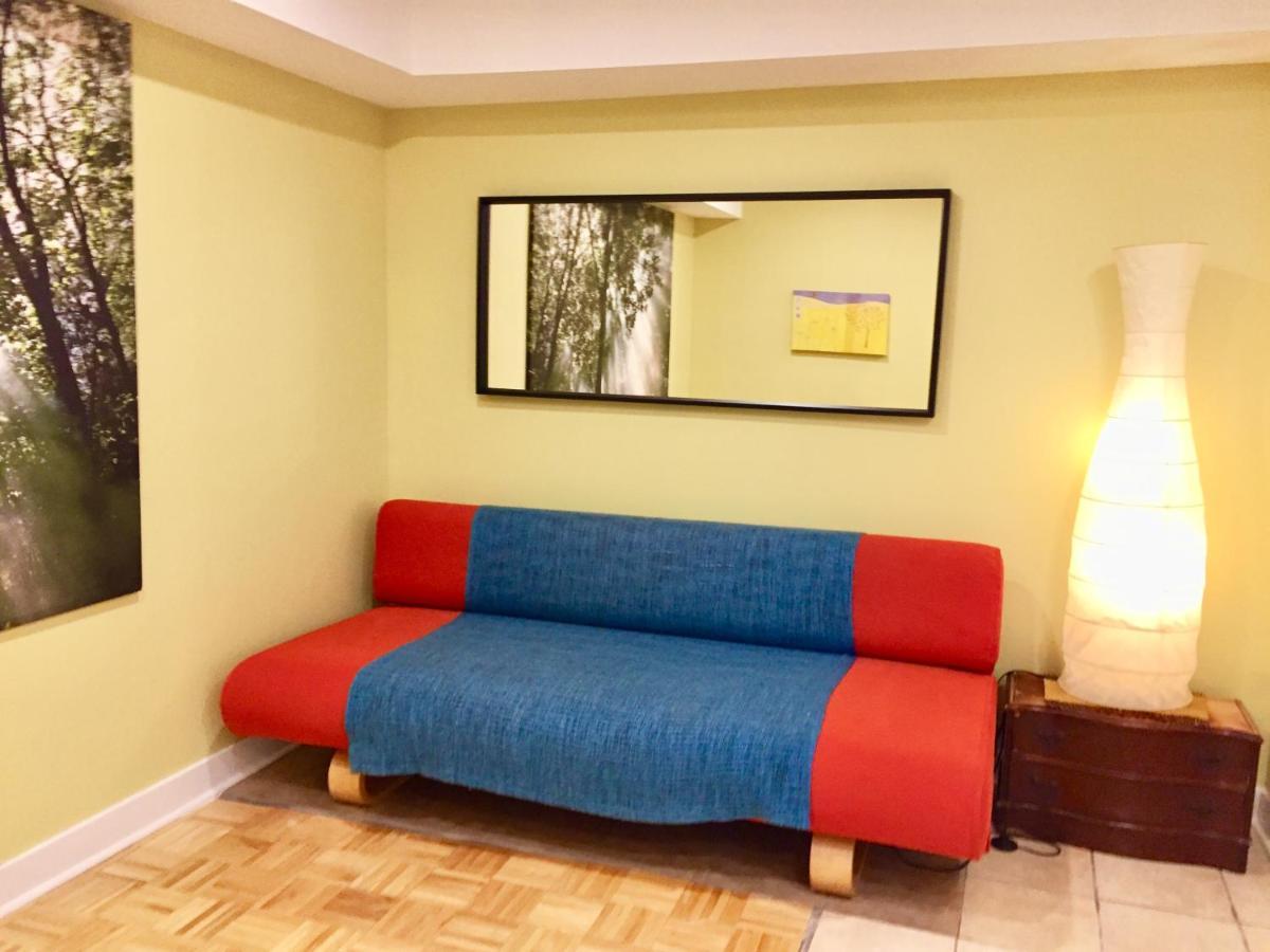 Cozy Multi-leveled Apartment! New York