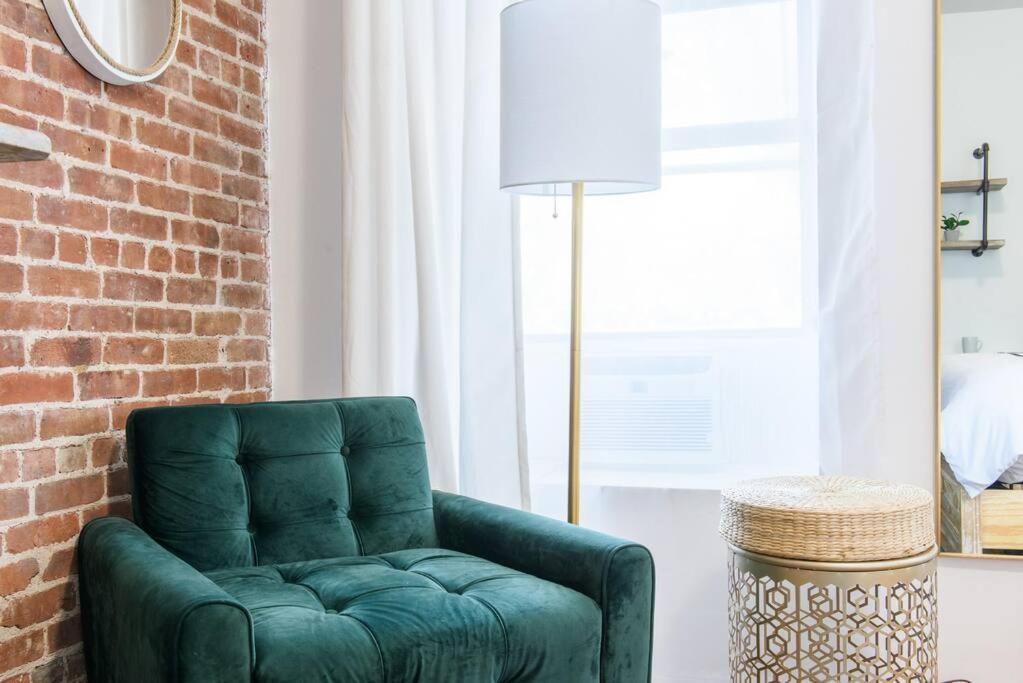 454-3w Prime Location 2br Newly Furnished Sleeps 5