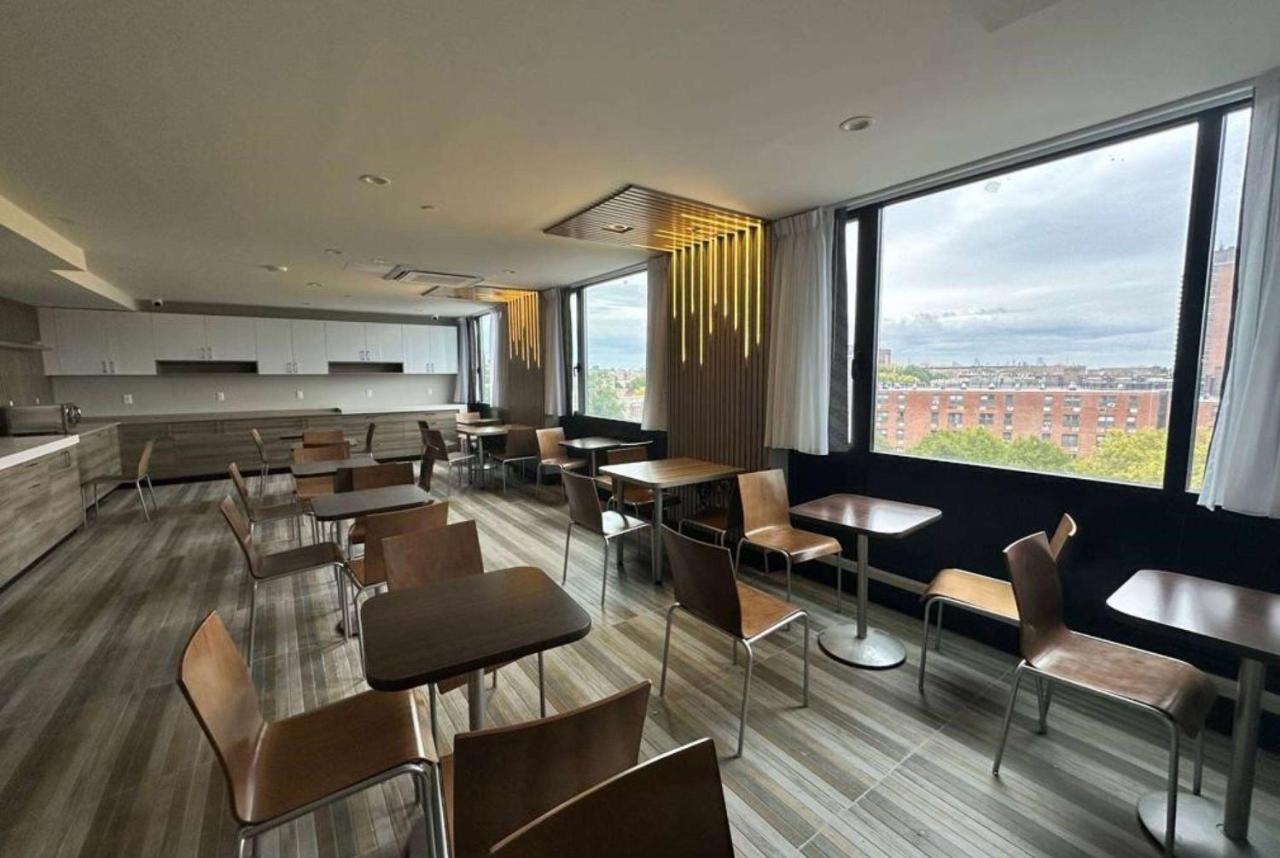 Days By Wyndham Brooklyn Eastern Parkway 2*