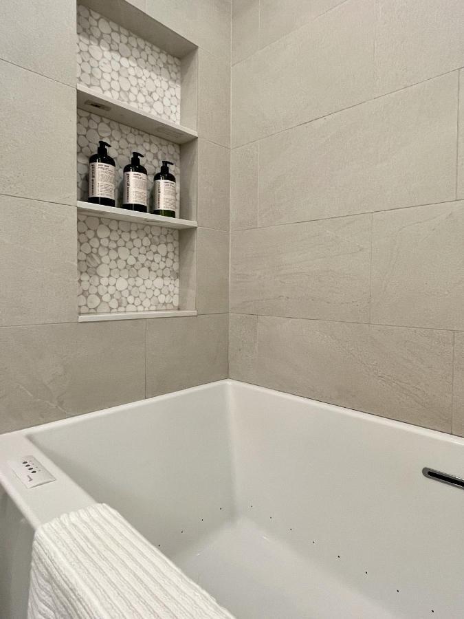 Apartment Close To All! 2-room In A 1-family Townhouse *