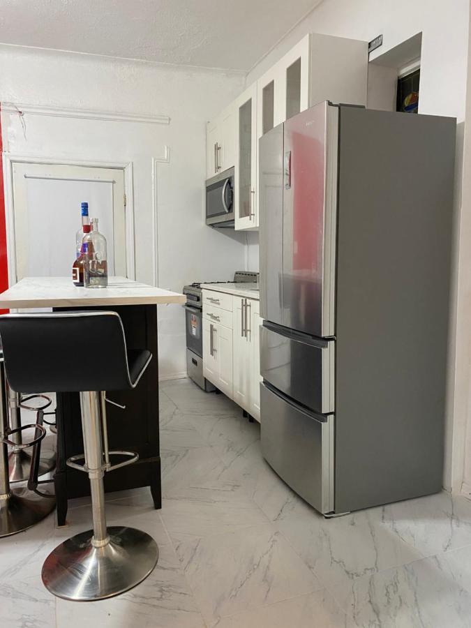 Apartment Un4vailable New York