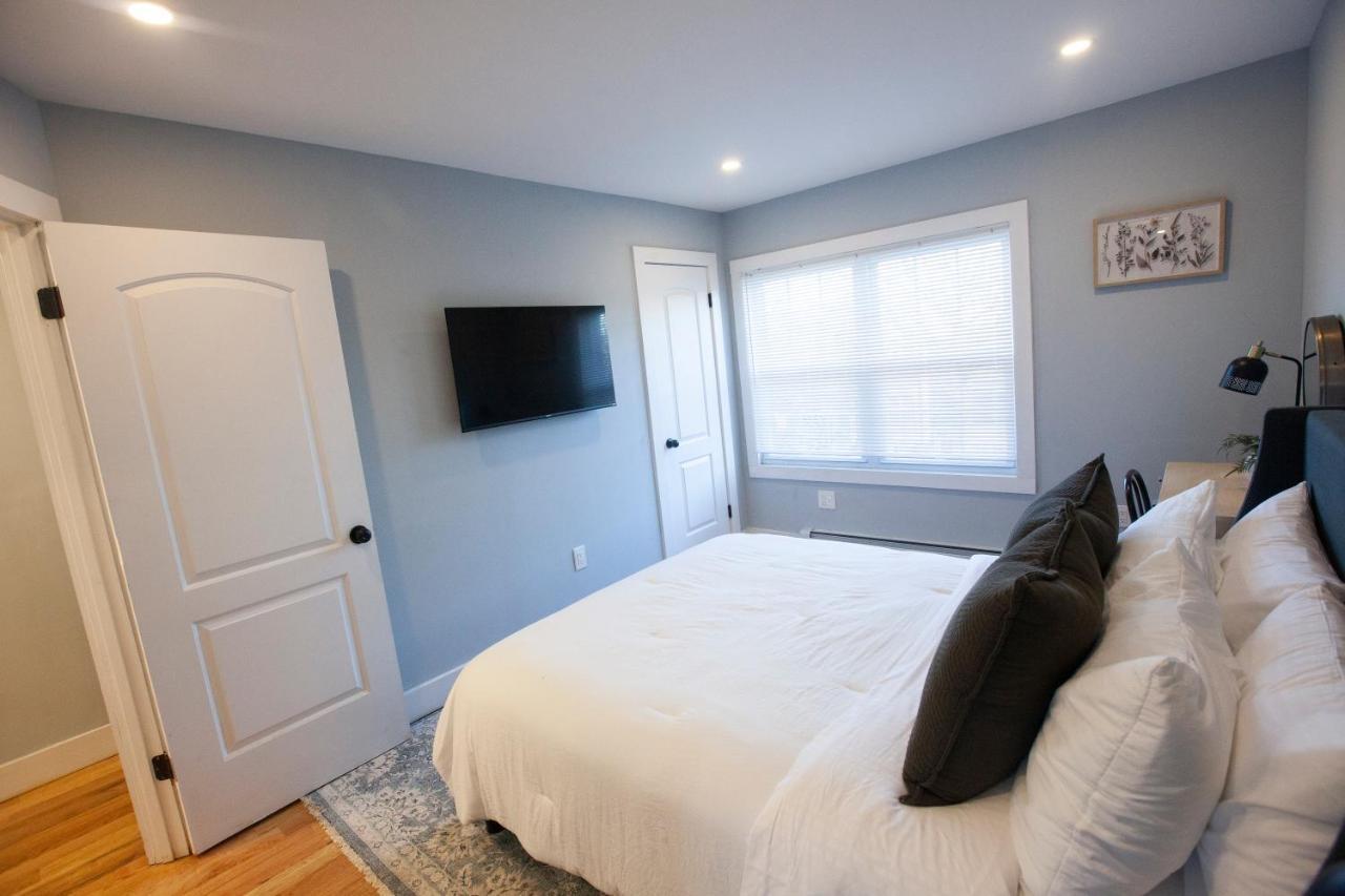 Alafia- Cozy Jfk Area - Is A Hosted Meaning The Host Live On Site Apartment *