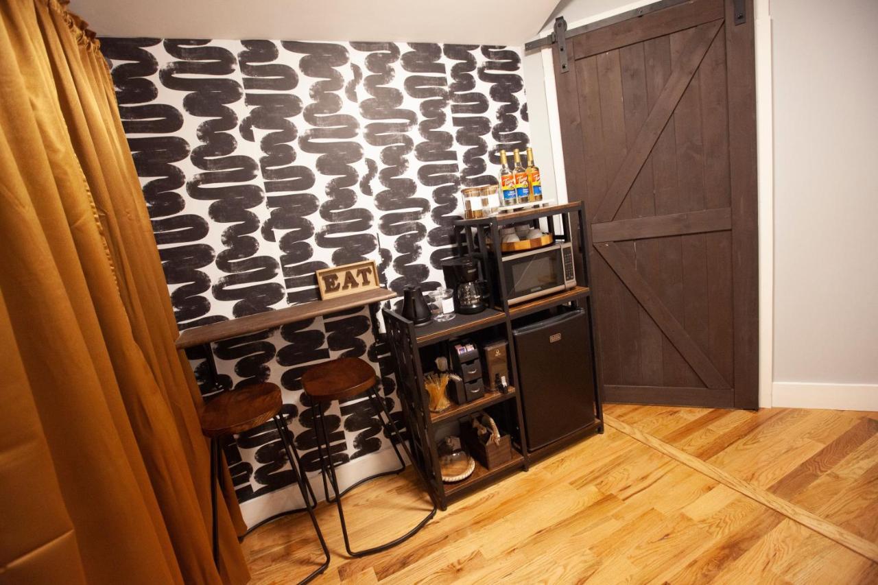 Alafia- Cozy Jfk Area - Is A Hosted Meaning The Host Live On Site Apartment *