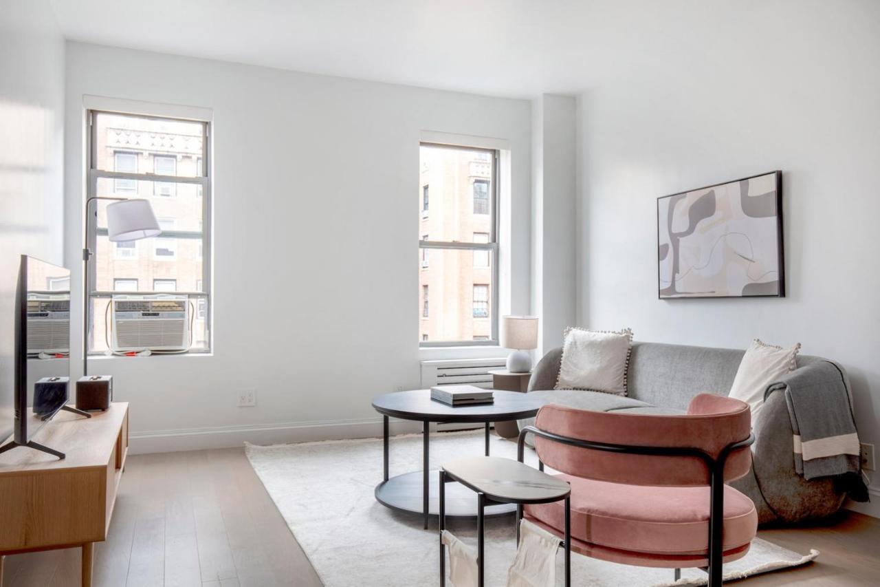 Uws 2br W Elevator Doorman Gym Nr Park Nyc-952 Appartement