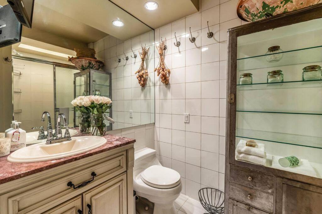 Apartment Nyc Duplex & Private Garden Oasis!!