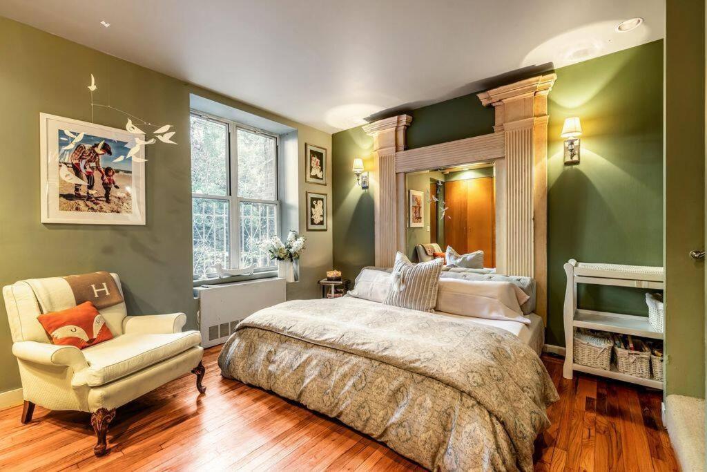 Nyc Duplex & Private Garden Oasis!! New York