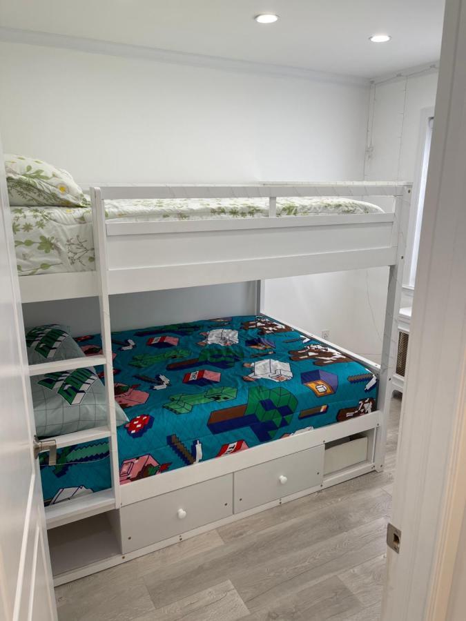 Renovated Jacuzzi Tub Nyc-lga-jfk Washer-dryer