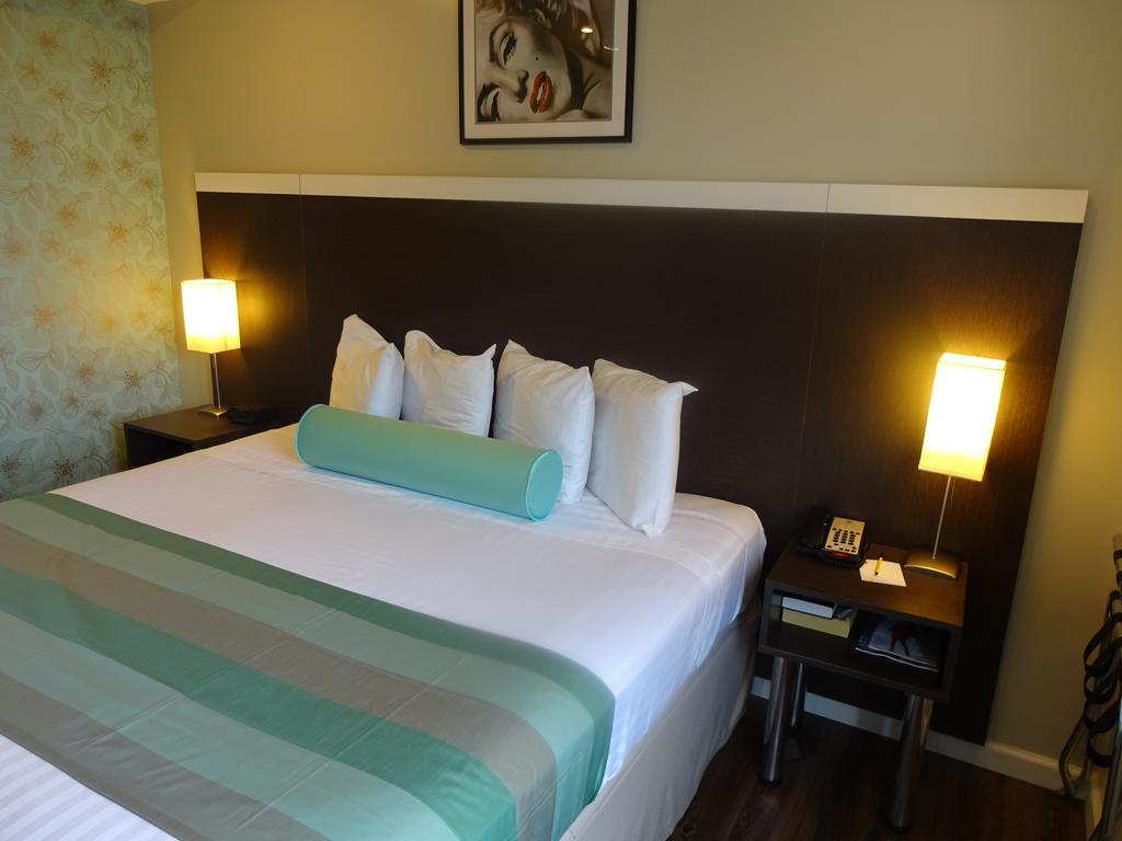 Hotel Super 8 By Wyndham Brooklyn / Park Slope