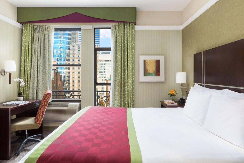 Apartment The At Times Square