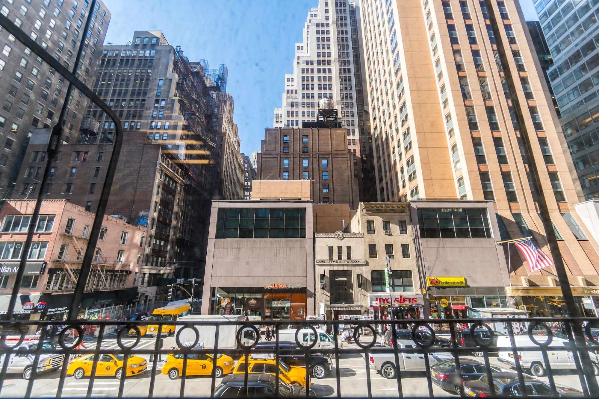 Americana 2* New York