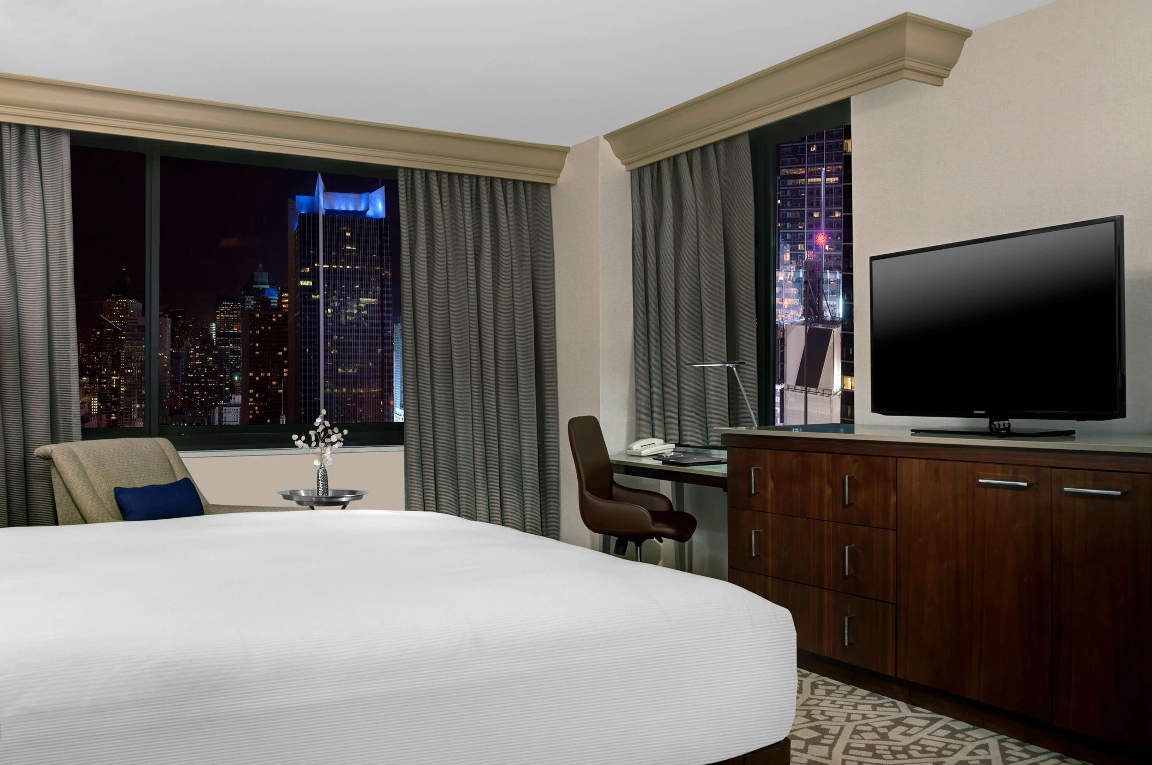 Hilton Times Square Hotel 4*
