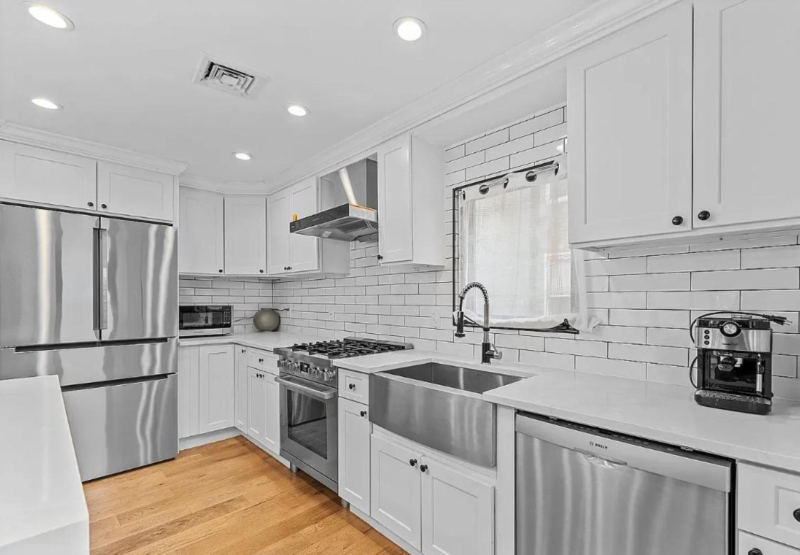 Homestay Private Hot Tub-private Gated Sailor Moon House In Williamsburg W Gym