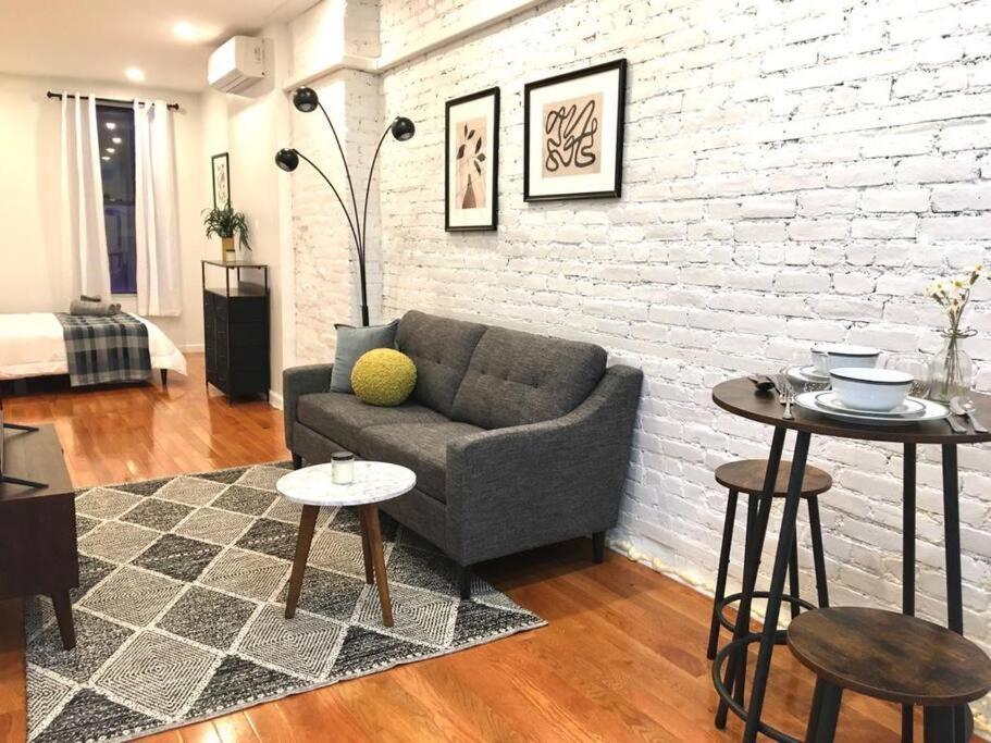 Apartment Cozy Studio Chinatown! Location!