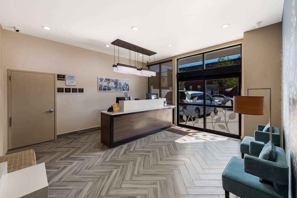 Sleep Brooklyn - Sheepshead Bay Hotel