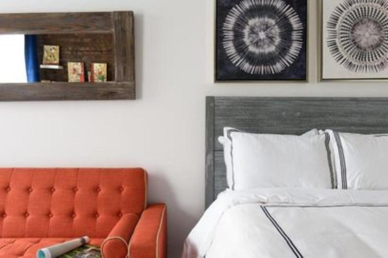 Stunning 2 Bedroom Apartment *