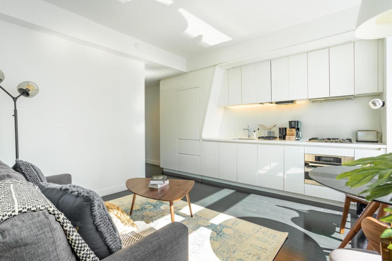 Apartment Financial District 1br W Wd Gym Elevator Nyc-1362 *