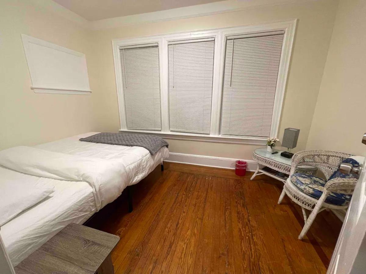 Appartement Entire Beautiful 2br L. Convenient Location In The Heart Of Queens!