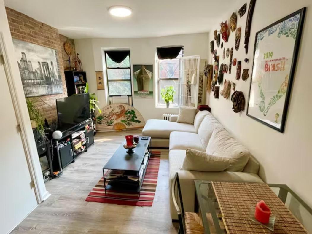 Charming One-bedroom In South Chelsea *