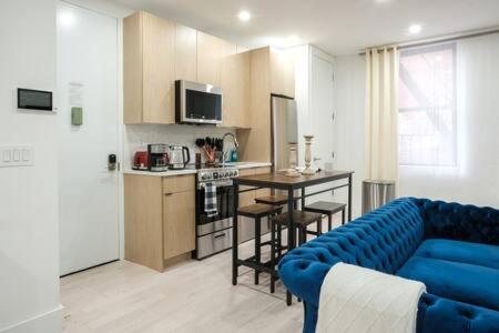 Appartement 3br 2baths With Private Outdoors *