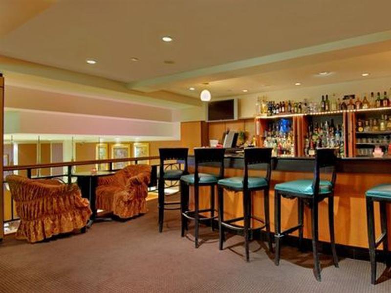 Nyma, The Manhattan