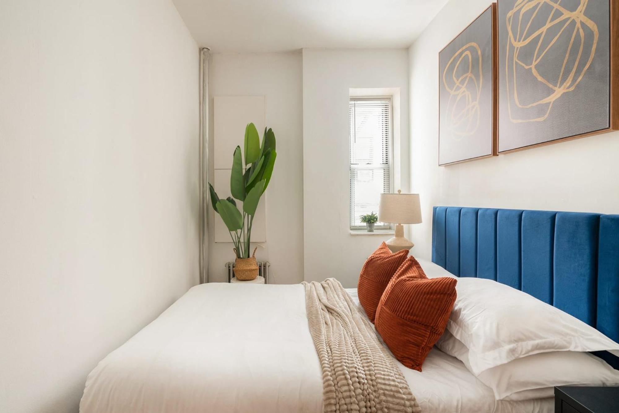 61-2c Prime Ues 2br Newly Furnished Value